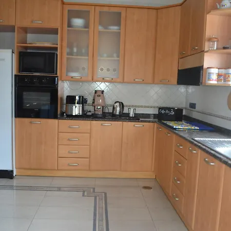 And Center Apartment